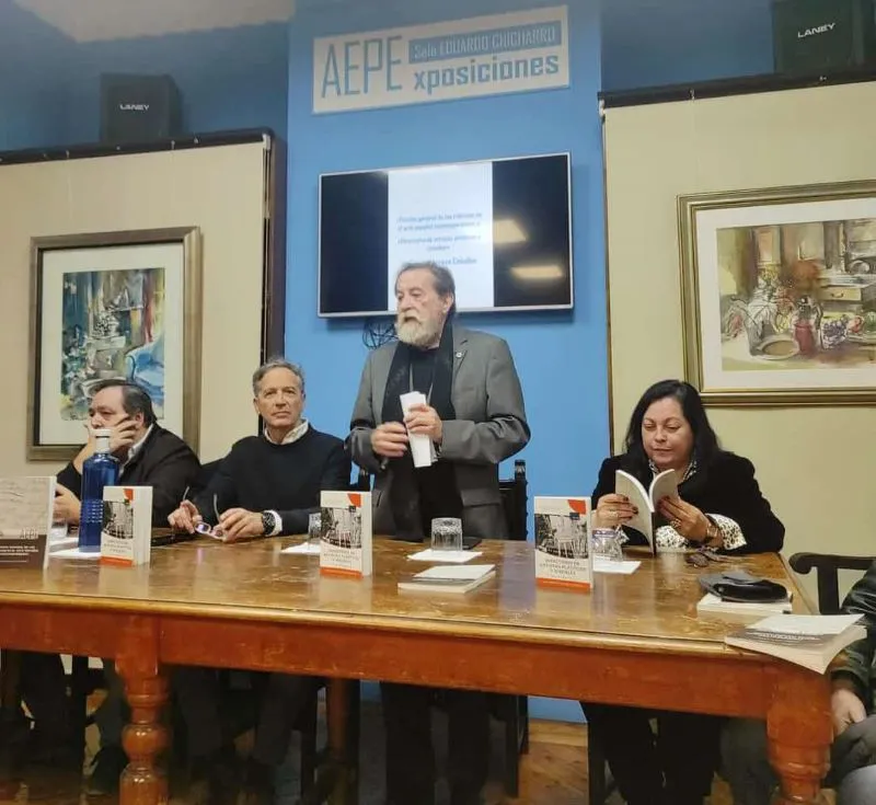 mesapresentacionlibro
